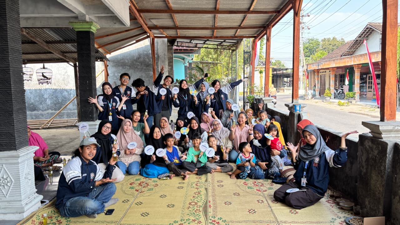 Dari Daun Pandan dan Jeruk Nipis Jadi Sabun: KKN UNDIP Hadirkan Inovasi Produk Rumah Tangga di Pringanom